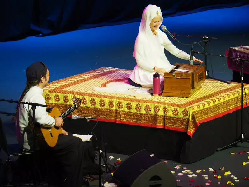 Snatam Kaur in der Samsung Hall ©Samsung Hall